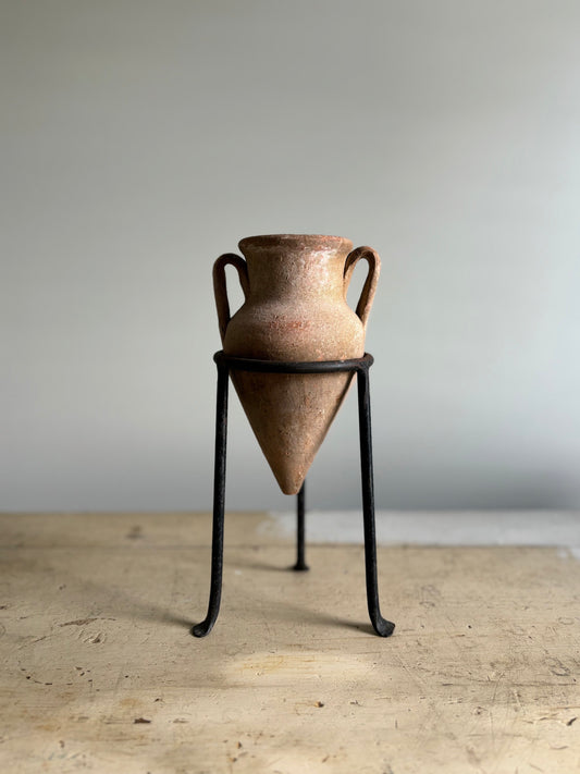 Terracotta Amphora image 0