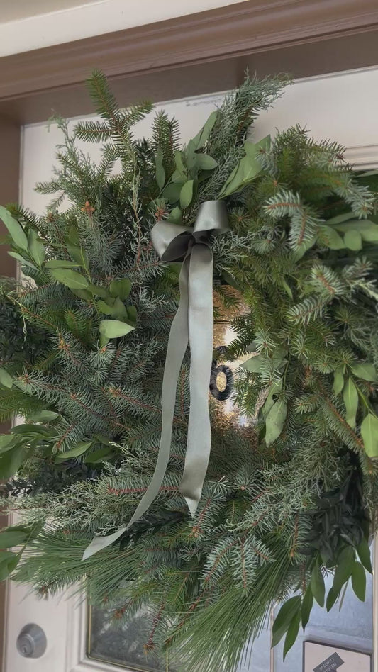 PRE-ORDER: The Moody Florist x HB - Green Holiday Wreath